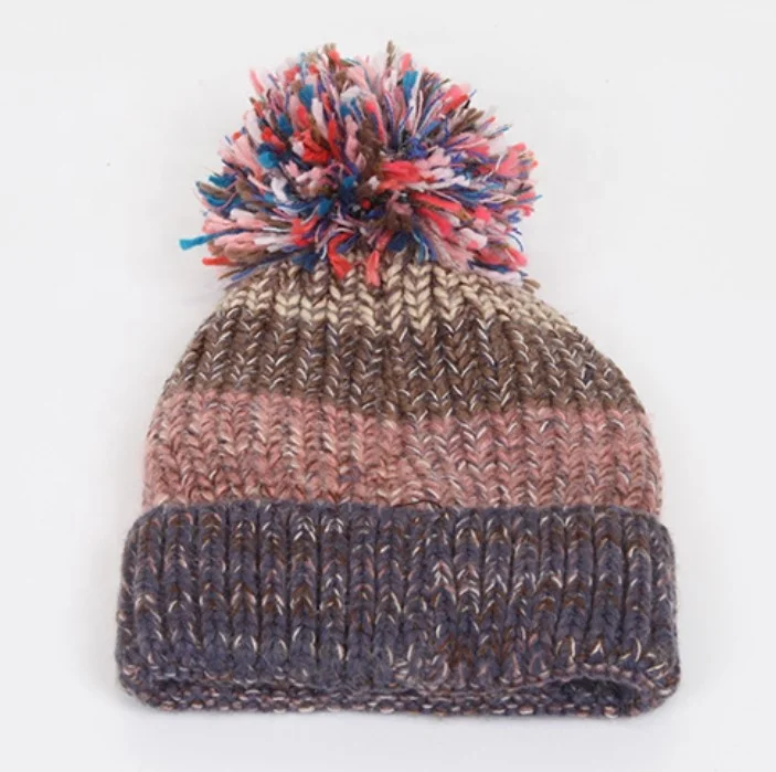 Women Acrylic Space Dyed Chunky Roving Yarn Knitted Hat with Pompom