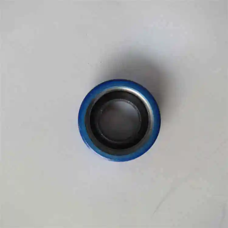 Factory supply High quality diesel engine Oil seal 3071643 for truck