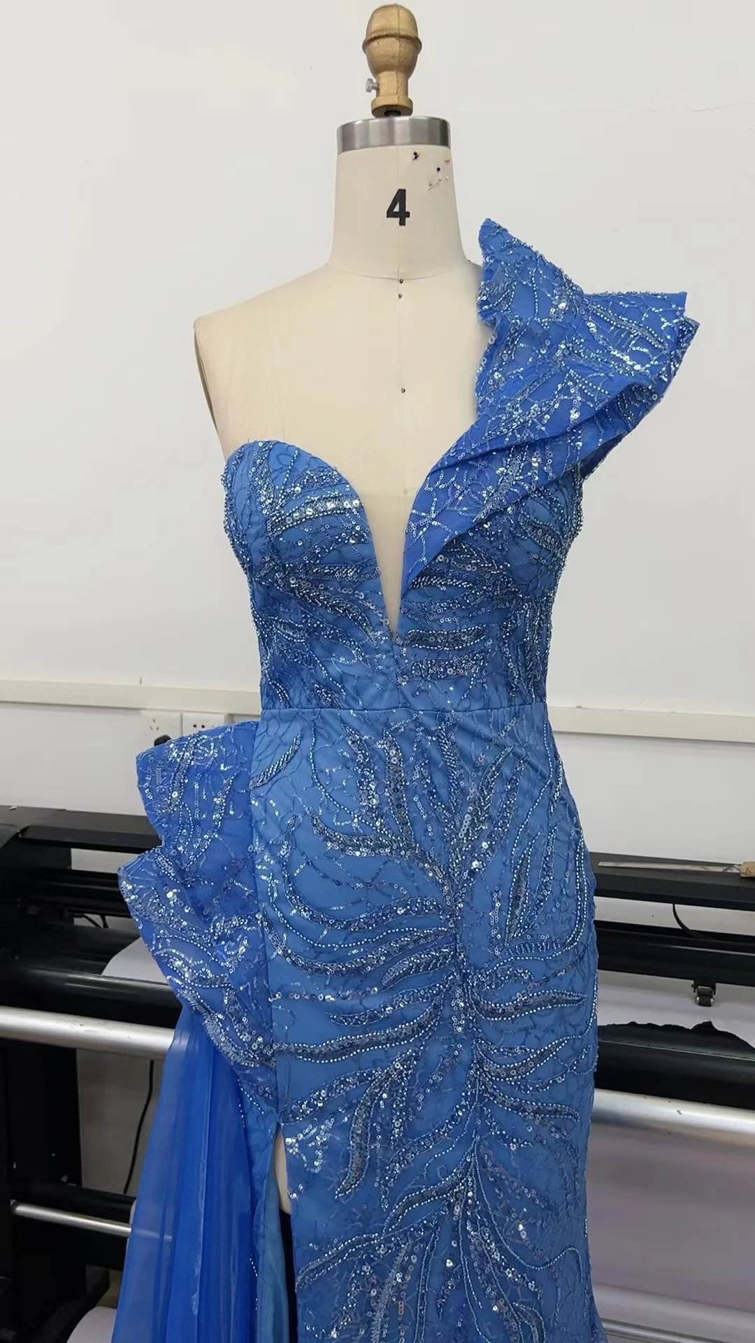 Top Quality Women Celebrity Night Club Party Elegant Long Sequins Runway Evening Dress