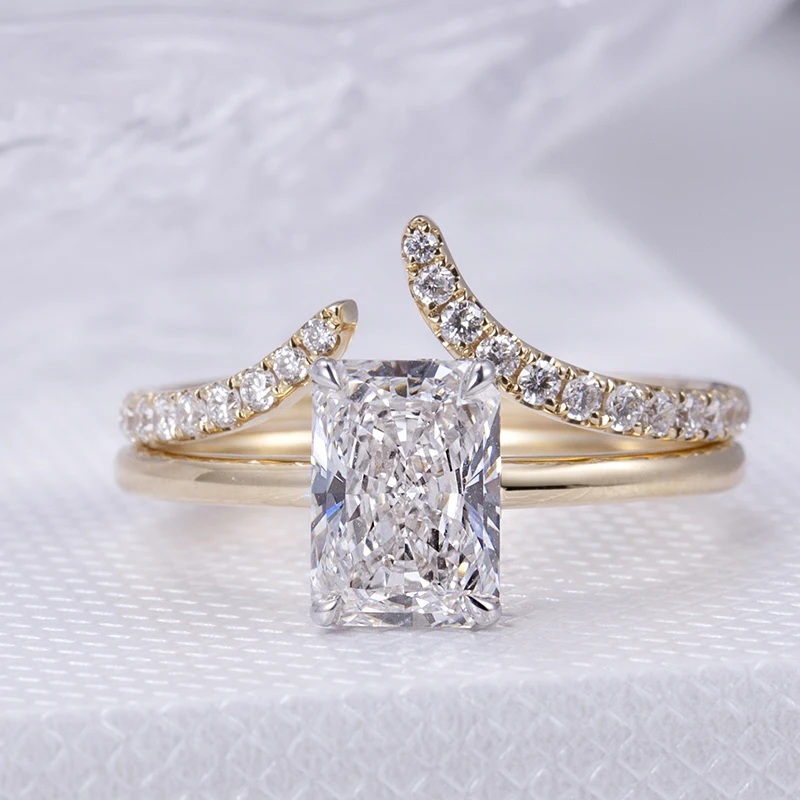 Custom jewelry 18K gold 1.8ct  radiant cut lab grown diamond adjusted couple ring