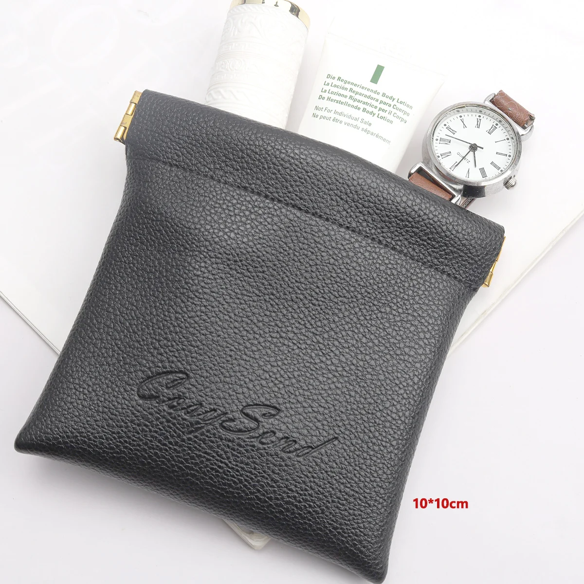 Custom Dark Black PU Leather Storage Pouch Keys Passports Earphones Jewelry Embossed Design Fashionable Letter String Magnet