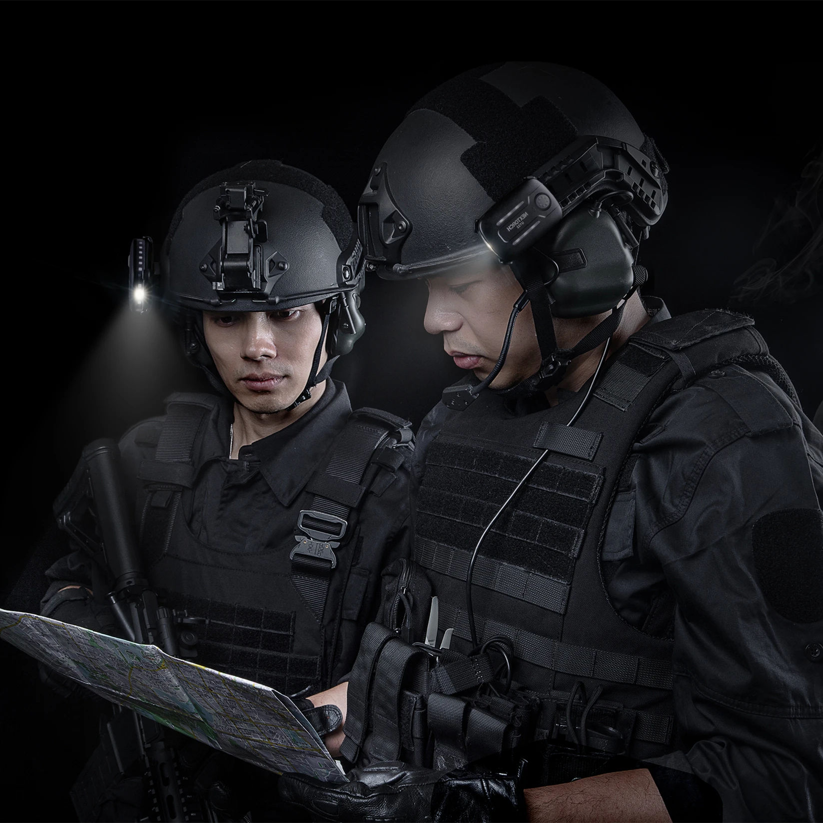 UT22 Nextorch tactical flashlight warning safety light sensor motion blue-red flash light LED rechargeable