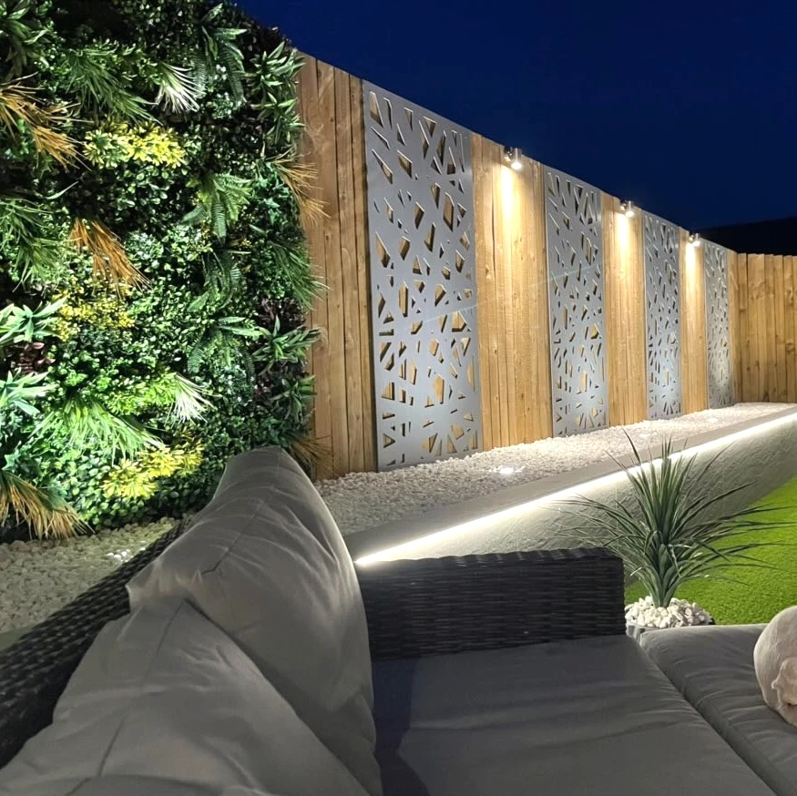 High-quality Wood Plastic Composite Garden Screens Room Divider Wpc Wall Decoration