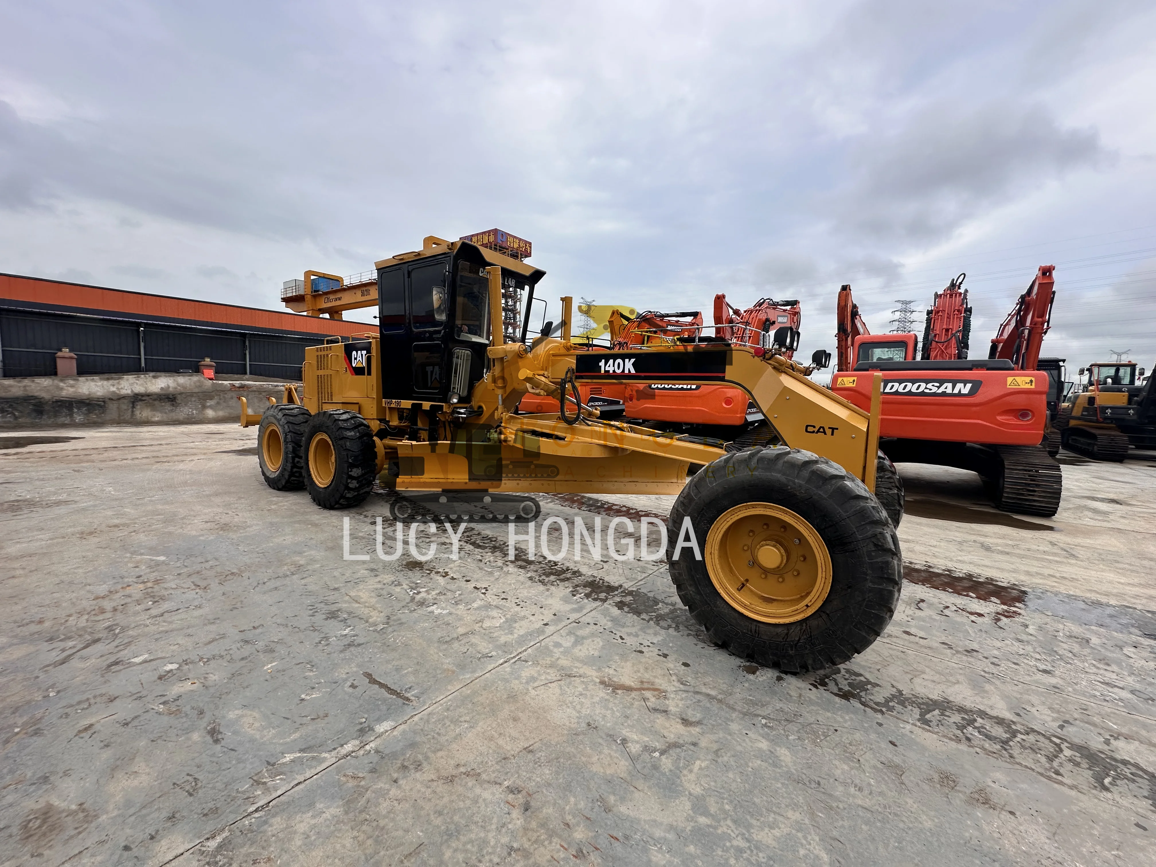 Japan-Made Caterpillar CAT 140K Motor Grader Used Construction Equipment Discounted Price Focused Core Engine Pump Components