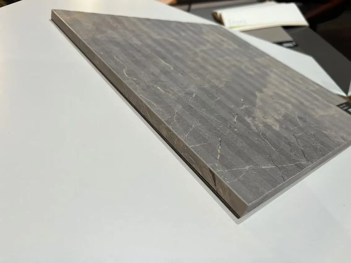 Hot Selling Melamine Faced Melamine Board E0  Melamine Faced Mdf For Making Furniture 47 1/5'  x  110  1/5' in