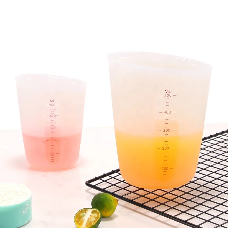 Made in China wholesale price food grade silicone measuring cups and spoons factory