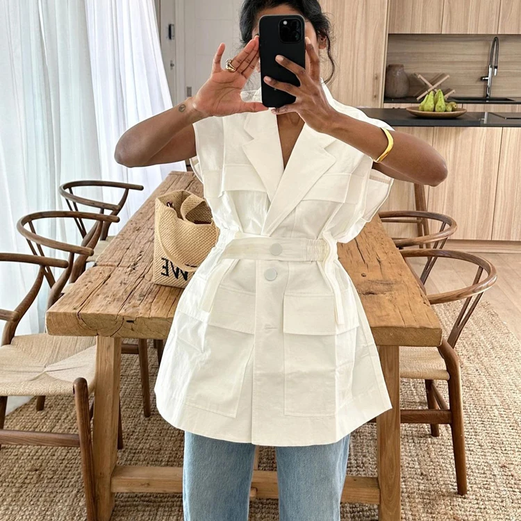 Street Notched Collar Button Belted Elastic Waist Pockets Vest Top 2024 Summer White Cotton Sleeveless Baggy Shirts For Women