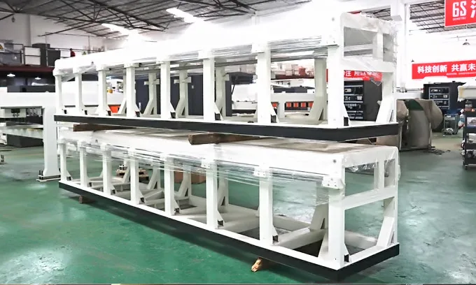 HUAHUA NP330 Automatic CNC Computer Wood Cutting Panel Saw Machine