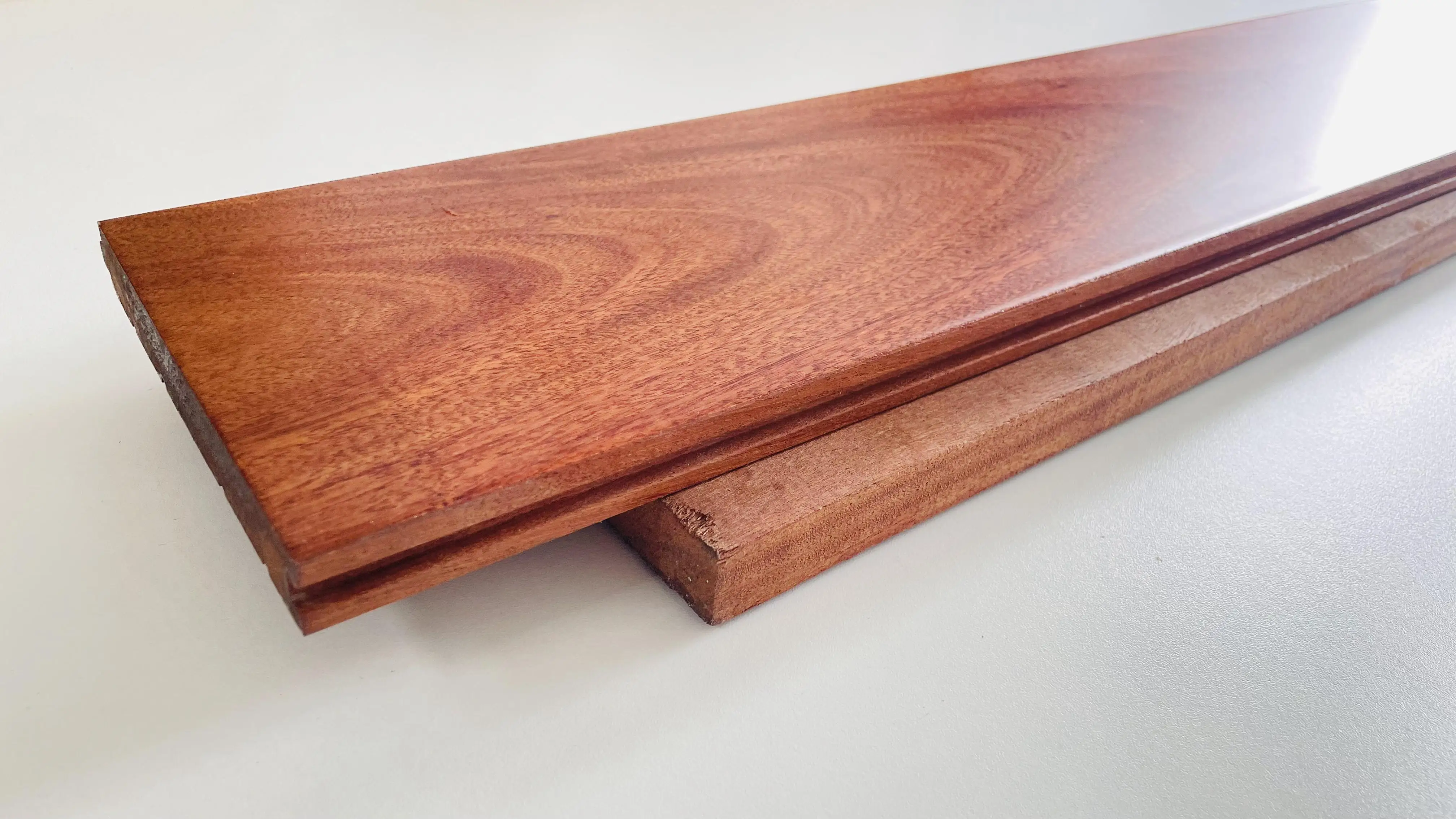 Solid wood santos mahogany wood flooring for living room
