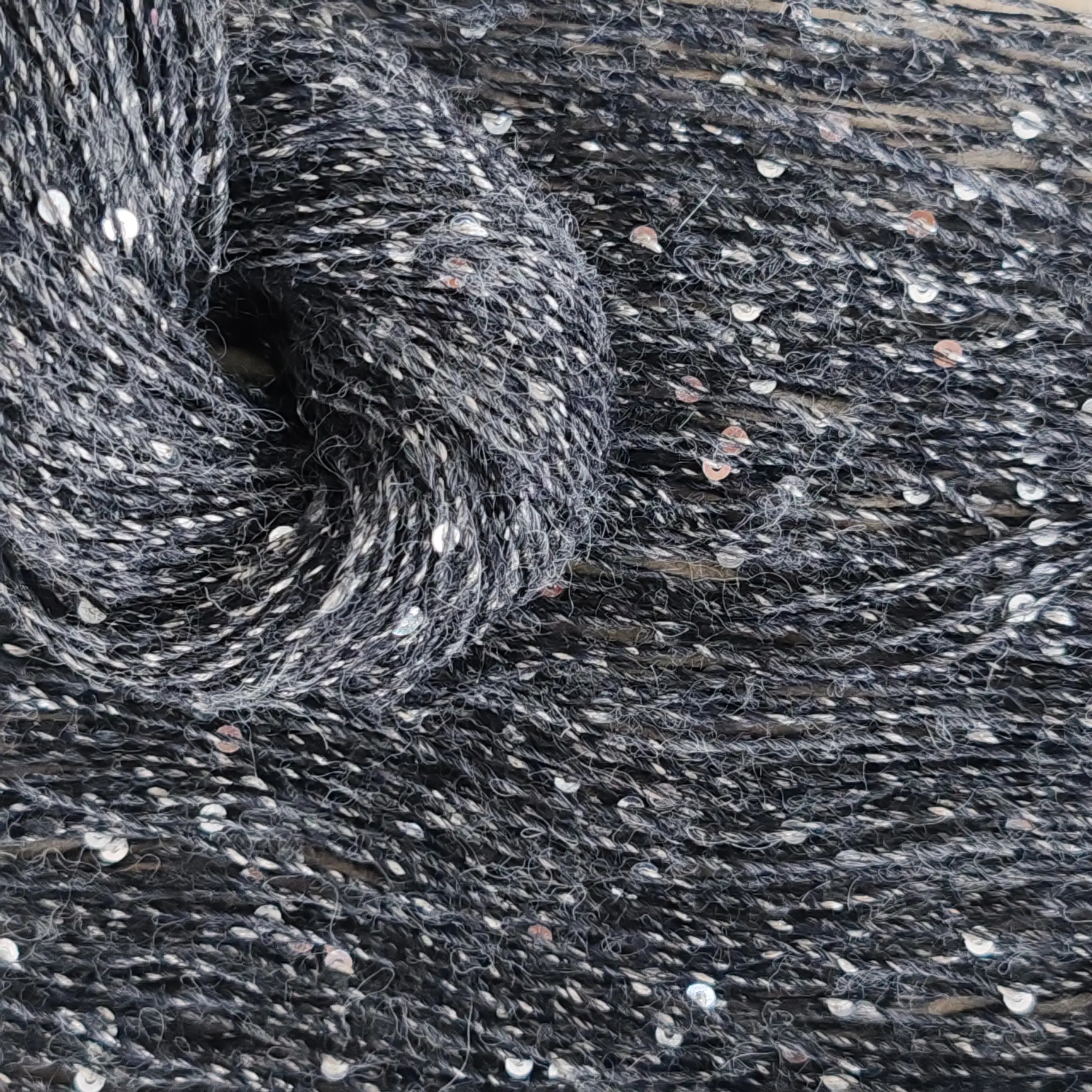 Lotus Yarns Bordeaux Superfine Alpaca Extrafine Merino Sequin 165m/50g Fingering Weight Colored Knitting Yarn For Sweater Shawl