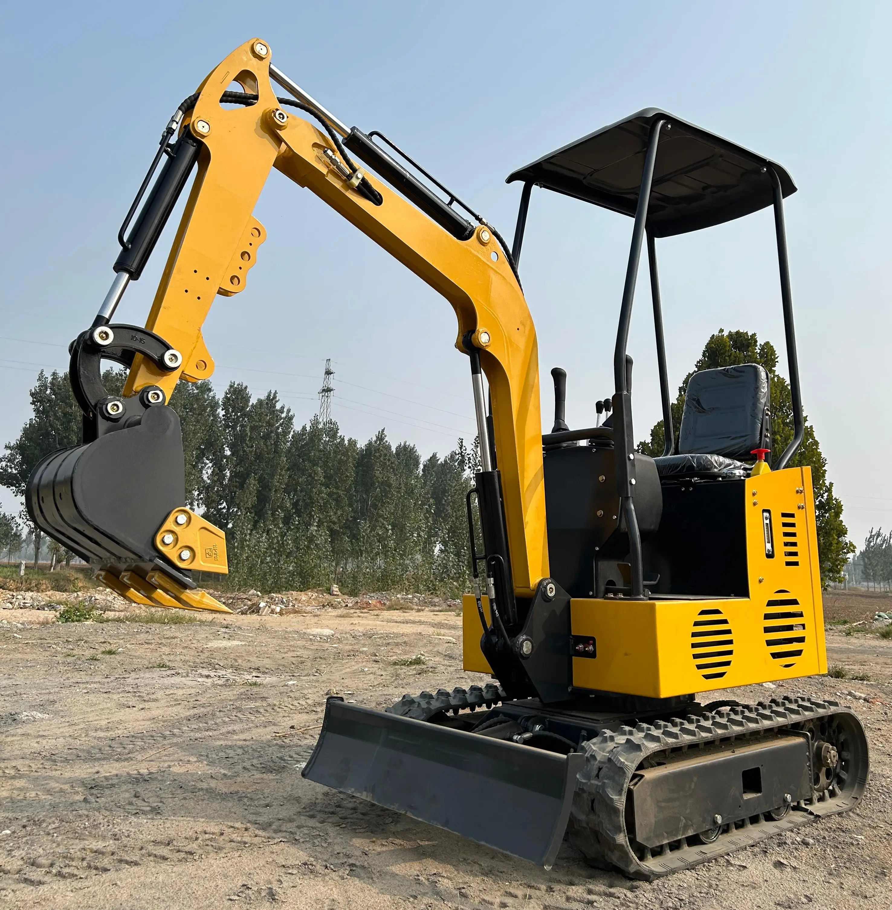 New Product Mini Excavator Hydraulic Diesel Mini Excavator With Attachments