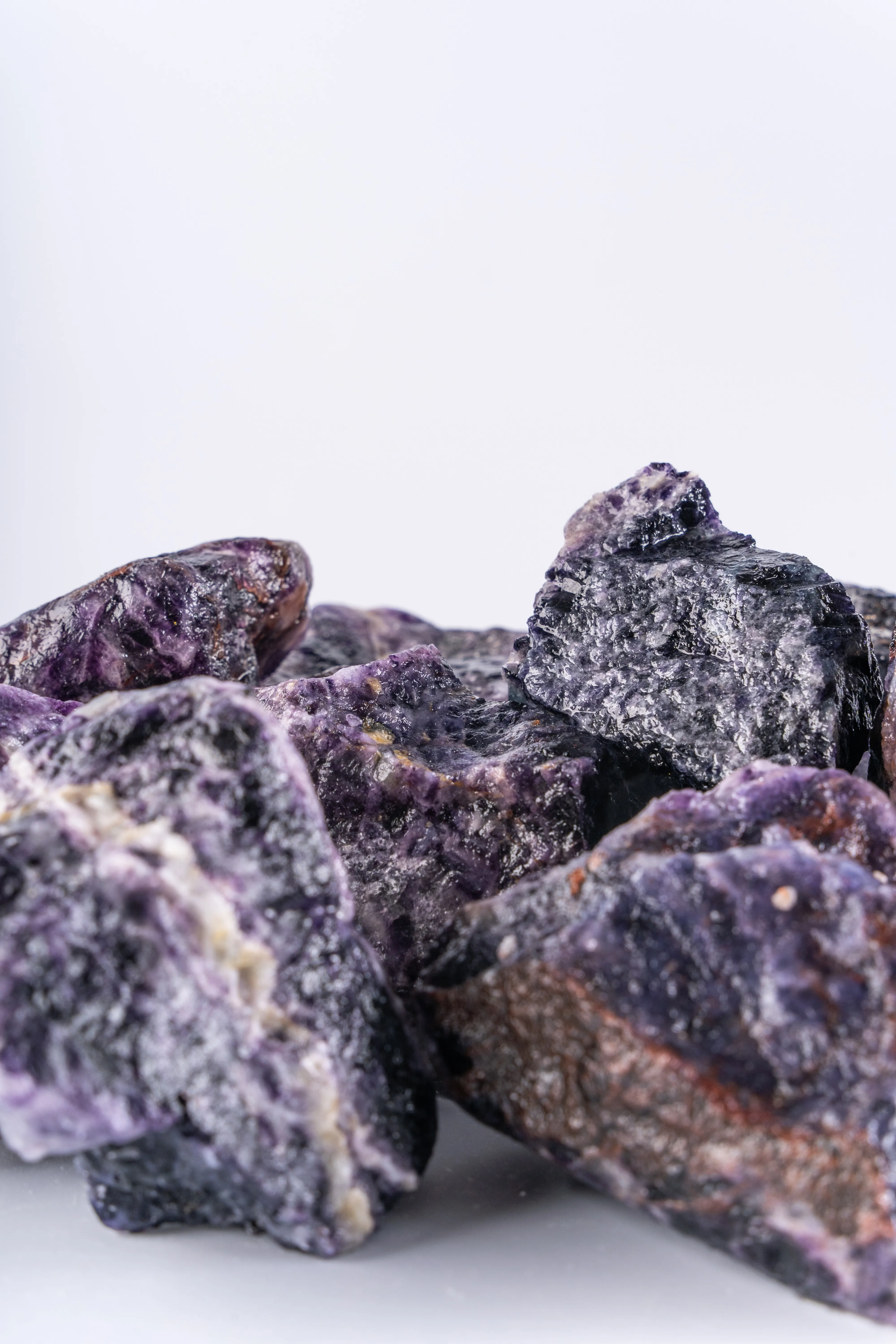 Natural colored fluorite raw stone Supplied by the manufacturer fluorspar lump