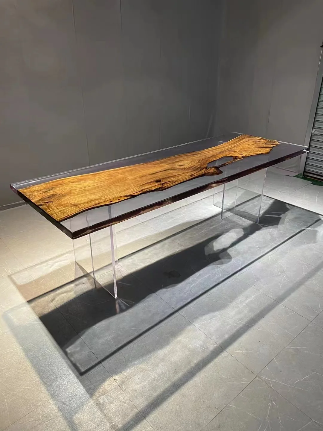 Factory Wholesale Custom Epoxy Wood Dining Table  Resin River Wood Slab Table For Dining Room Furniture And Office Furniture