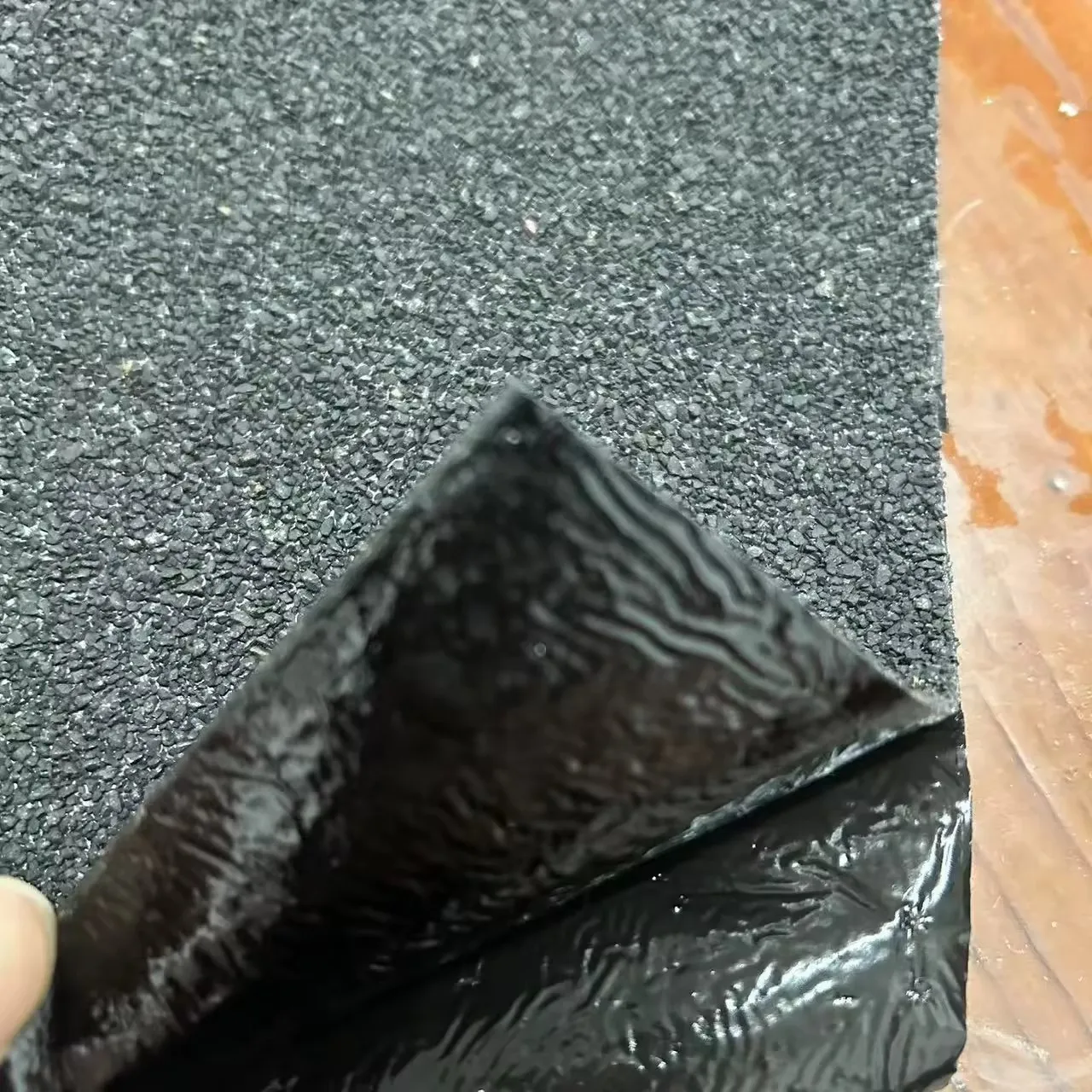 High-Performance SBS Bitumen Membrane Self-Adhesive Waterproof Roof Material Industrial Construction Hot Sale Polyester Asphalt