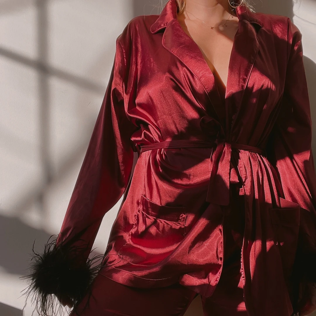 Custom Wholesale Silk Sleep Wear Sexy Satin Two Piece Bridesmaid Feather Pajamas For Women Set