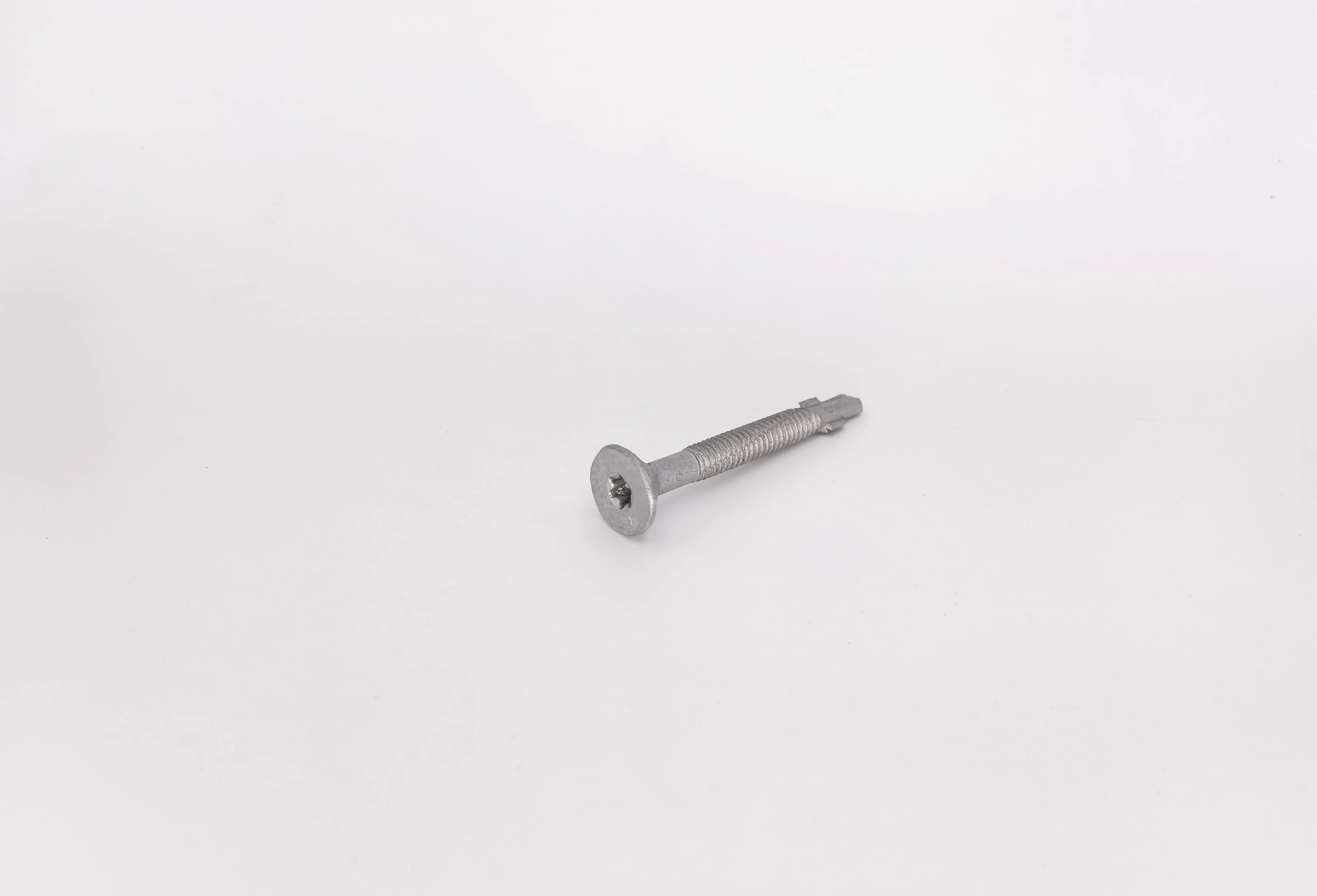 Flat Head Torx Recess Self Drilling Screws with nibs under Head with Wings HDG