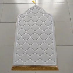 Wholesale Roll out cushion prayer mat carpet arabic muslim islamic anti slip Thick Soft prayer rug With tassel