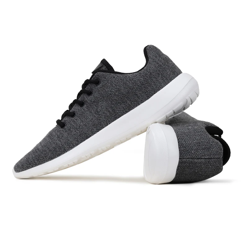 Low Moq Classic Original Men Women Triple  White Black Fashion New  Designer Trainers custom cheap  Casual  Waterproof shoes