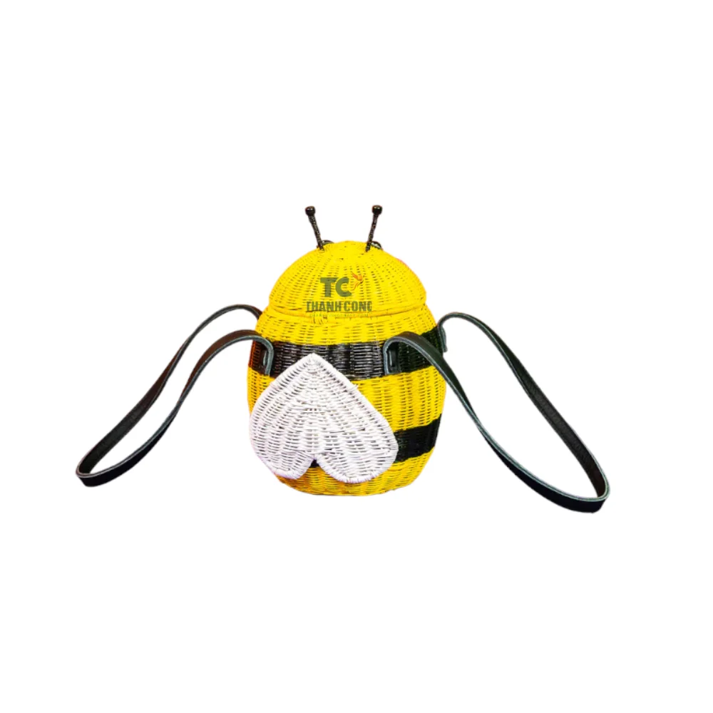 Vietnam Factory Natural Handmade Summer Wicker Rattan Bee Purse Handbags Woven Handbag Rattan Manufacturer