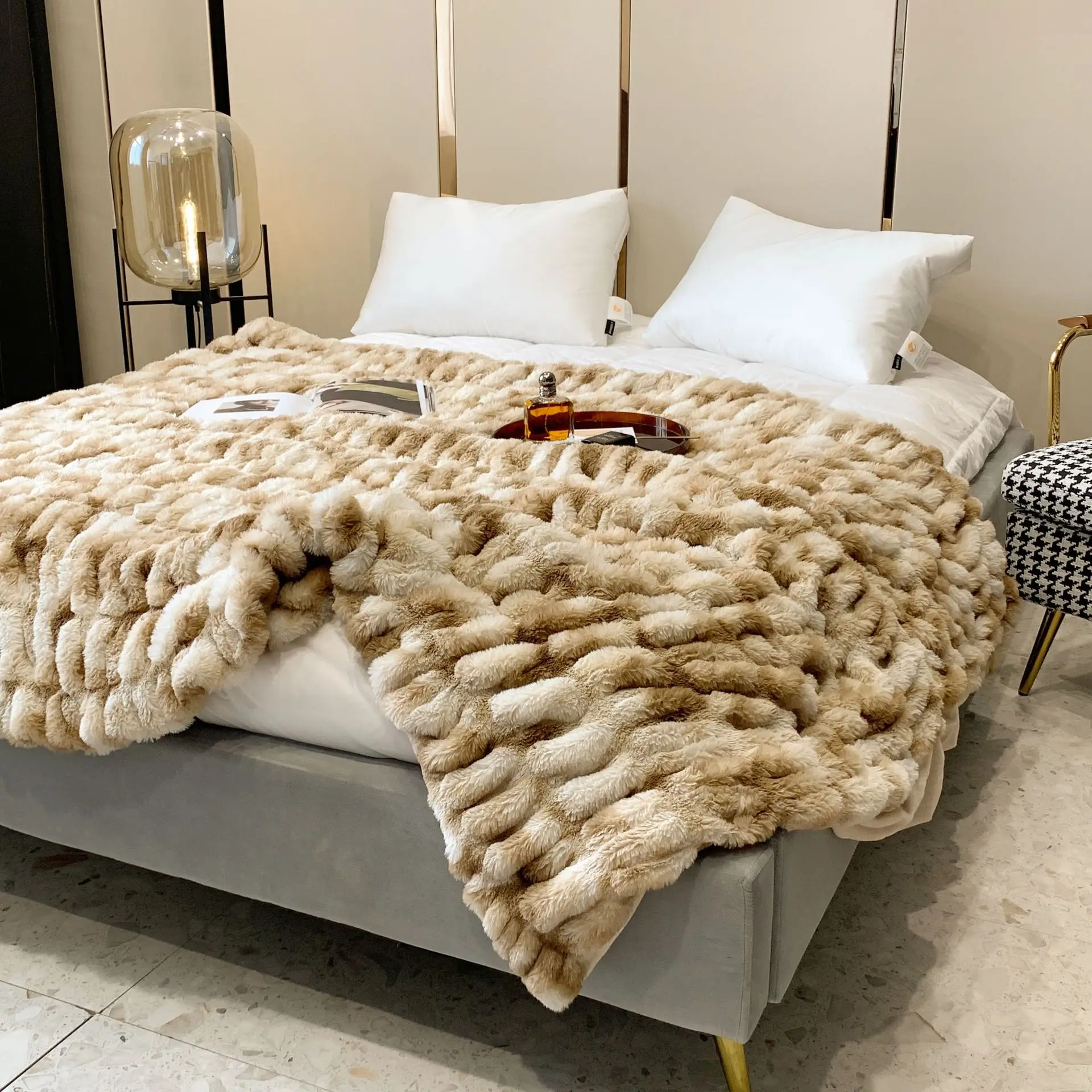 Wholesale Custom Design Super Soft Faux Rabbit Fur Blanket Foc Sofa