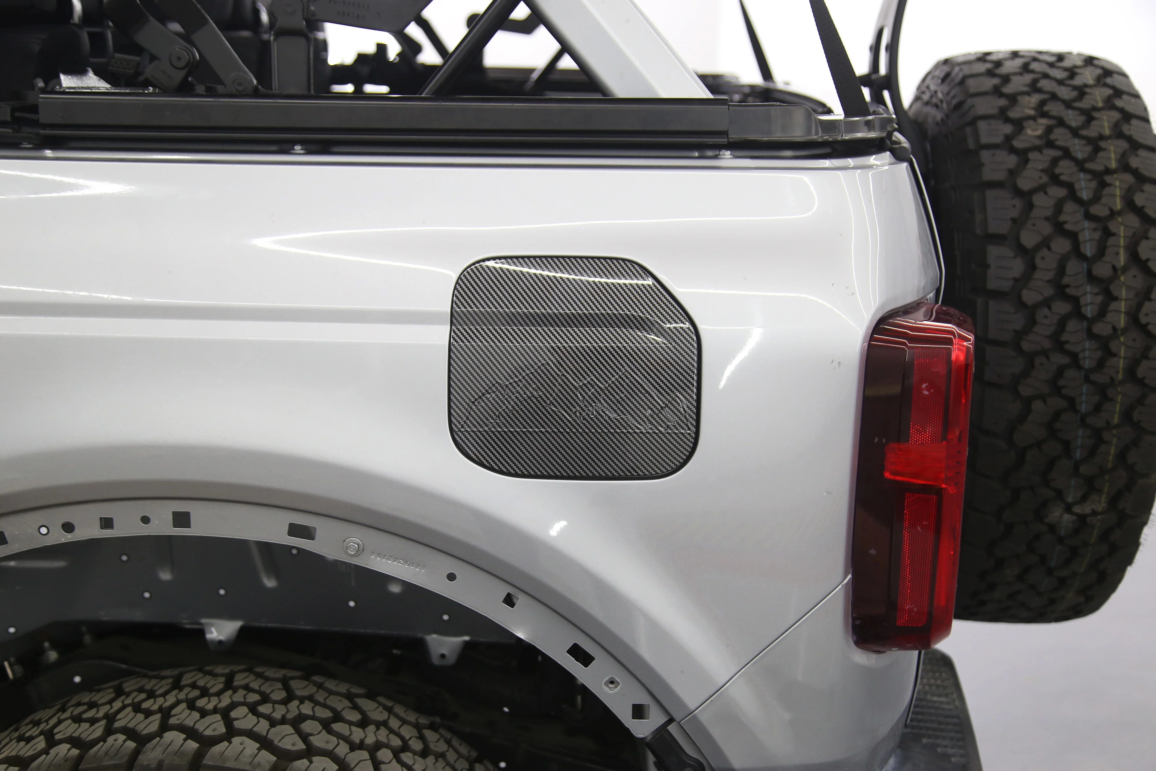 Fuel Oil  Plastic Gas Cover Car Fuel Tank Cap For 2021 2022 Ford Bronco 2/4 Doors Made in China