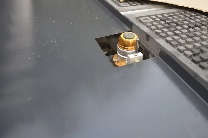 Токарный станок с ЧПУ, деревообрабатывающий станок с 3 кВт шпинделем с воздушным охлаждением и вакуумным столом, большая скидка