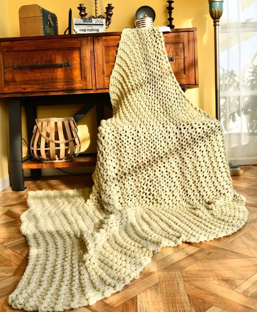 
Hot Sale Hand-woven 100% Acrylic chunky knit throw blanket 