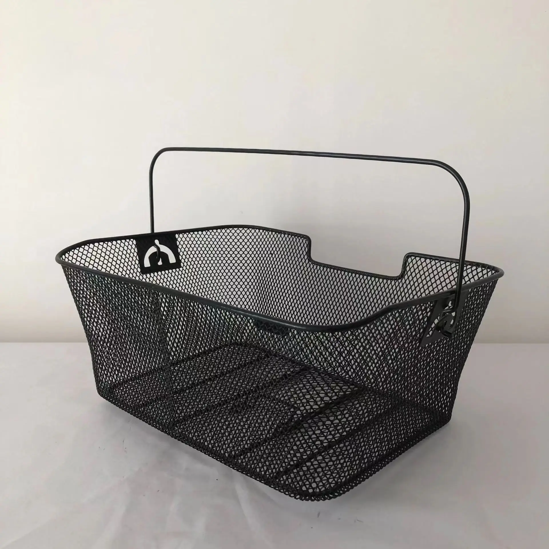 Factory price Rear Bicycle Basket Bike Basket Plastic Bike Carrier Baskets Accessories
