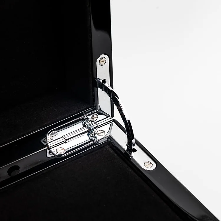 High Quality Wholesale Custom Watch Display Box with Stainless Steel Hinge Wooden Gift Box Customized Logo Wood Watch Package