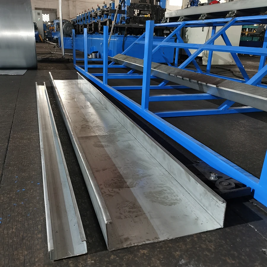 Wholesale C & Z Purlin Roll Forming Machine Full-Automatic C Z Purlin Roll Forming Machine