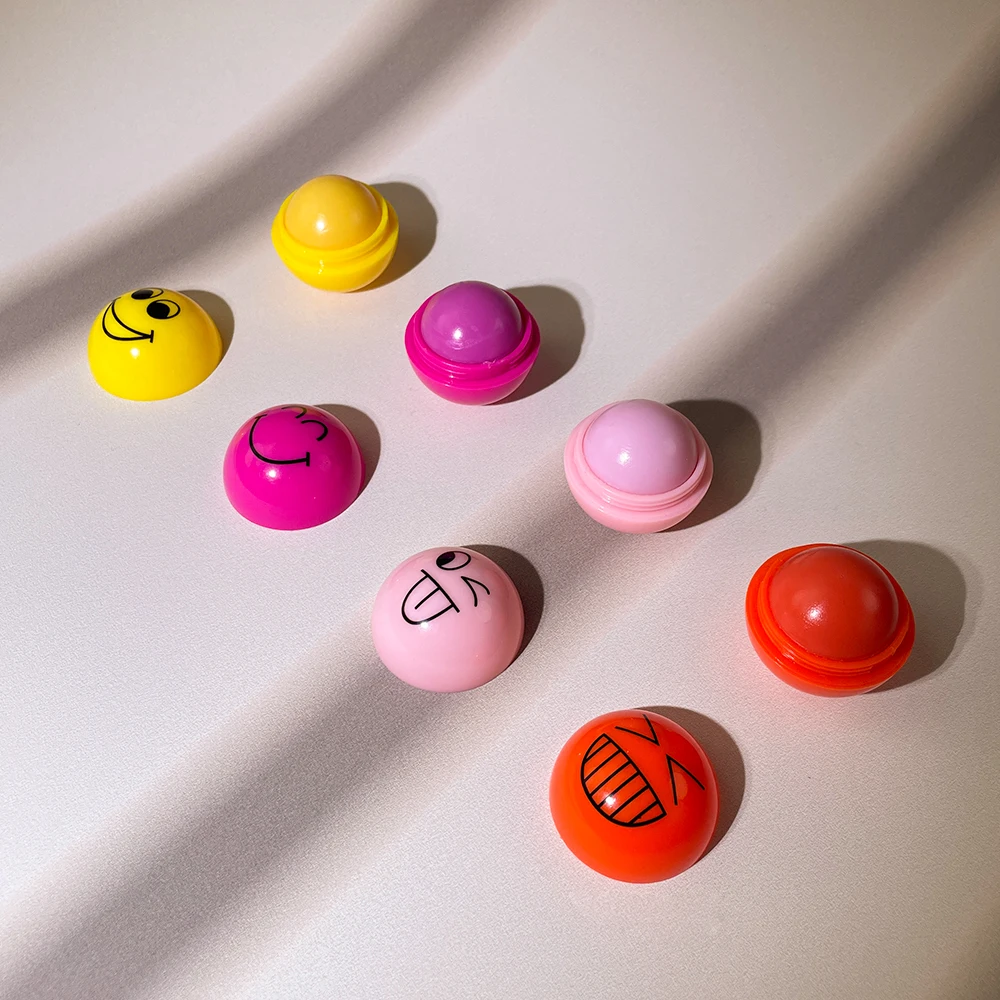 Wholesale Sphere Mini Fruit Flavor Lip Balm Cute Round Ball Pure Natural Plant Kids Baby Girls Lip Gloss Moisturizing Lip Balm