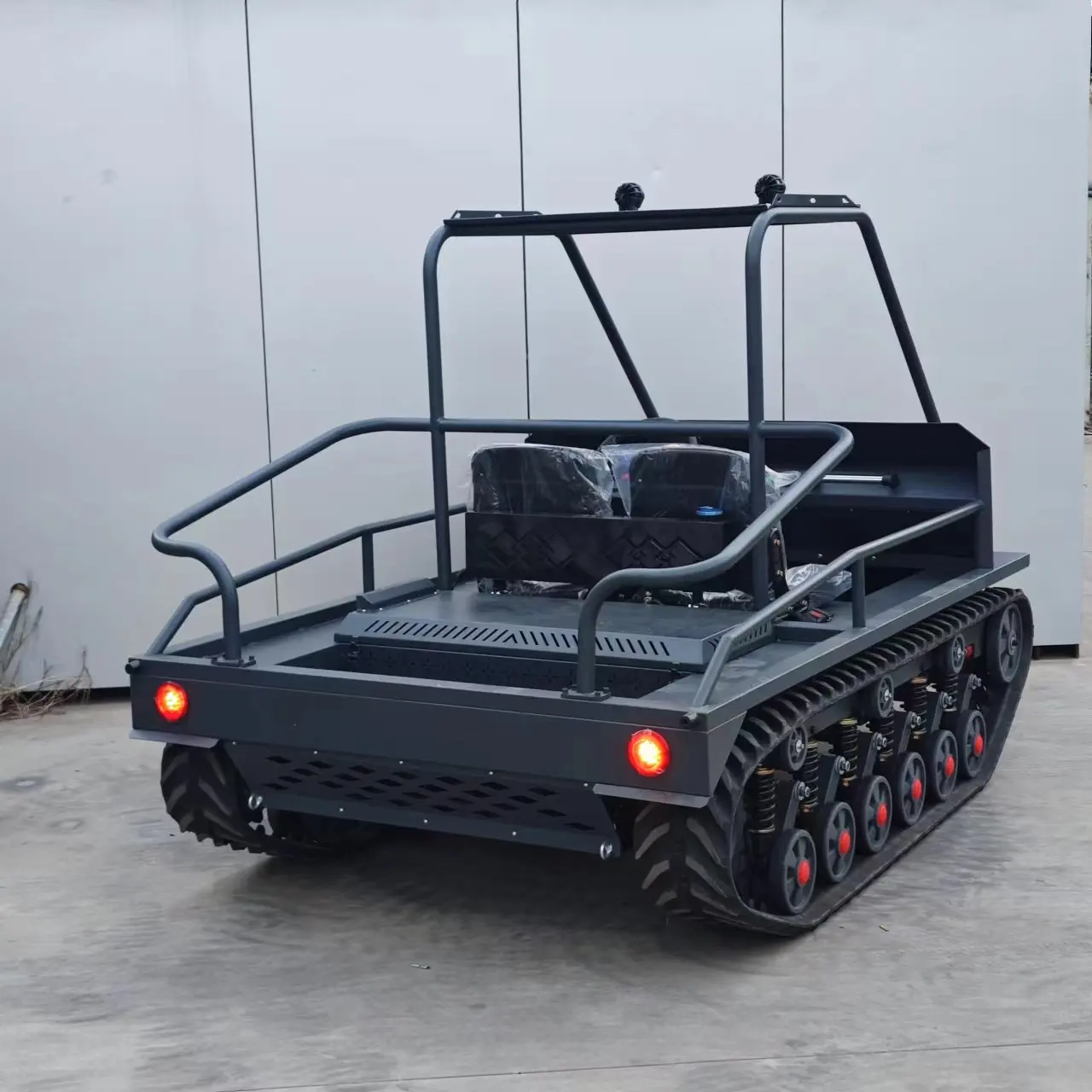 Hybrid Gas-Tracked Vehicle Chinese Production 4 Stroke Engine Displacement EEC Certified Versatile Any Ground