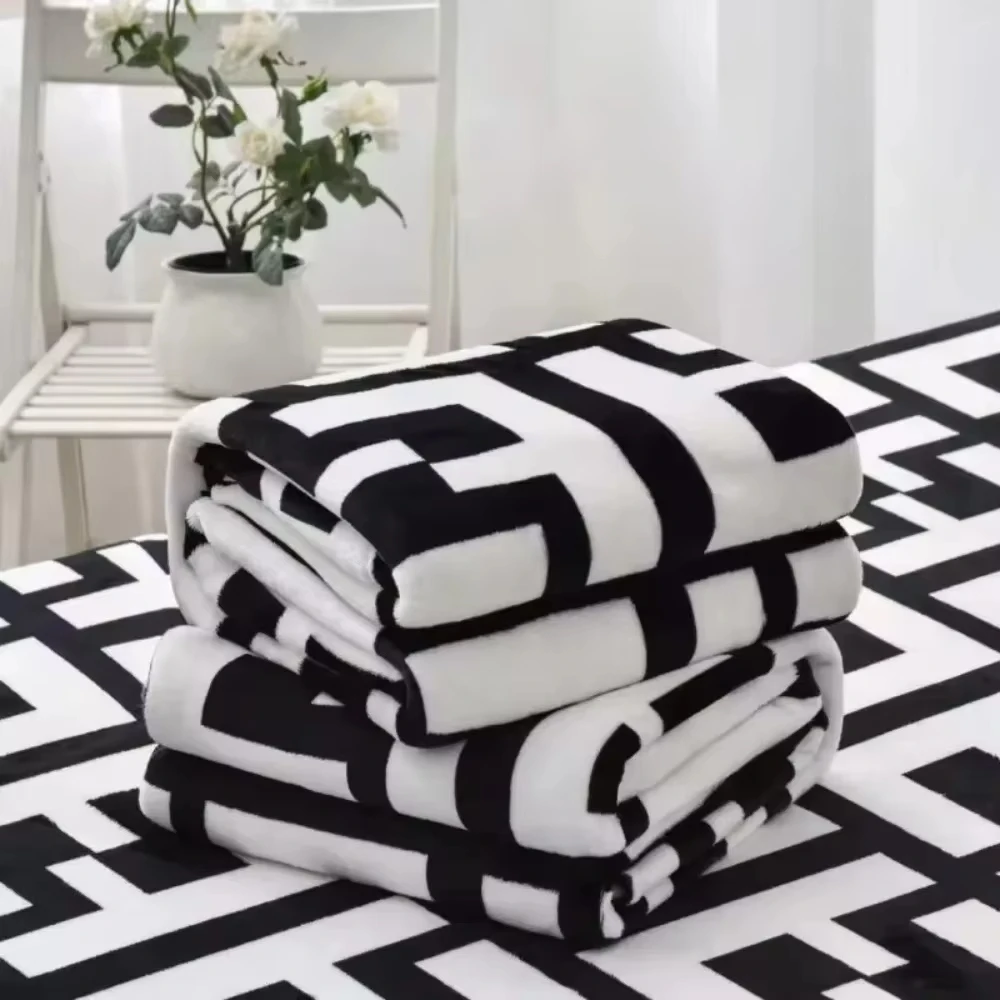 Four Seasons Blanket Air Conditioning Blanket Sheet Cover Blanket Sheet Dual Purpose Flannel  Sofa Throw
