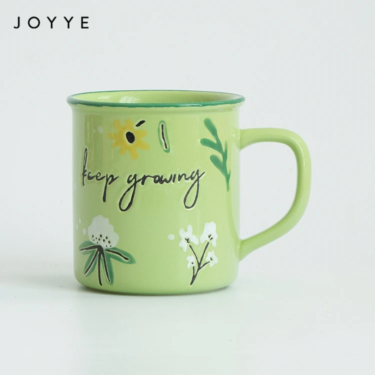 Joyye Green Rimmed Ceramic 12.5oz Wax Resist Hand Painted Green Mug With Custom Logo