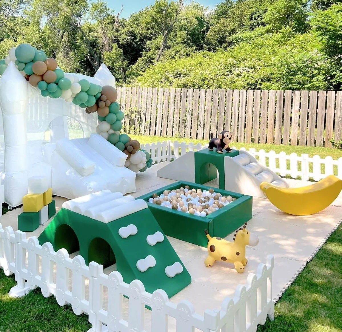 Manufacturer White Fence Kids Outdoor Soft Playground for Children Toys Play Set