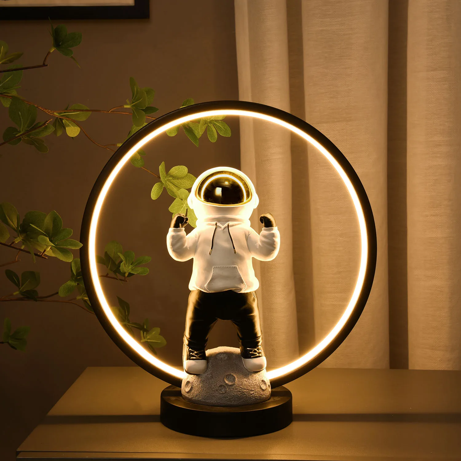 Новый продукт, декоративный Настольный фонарь, скульптура космонавта, ночник, декор для гостиной