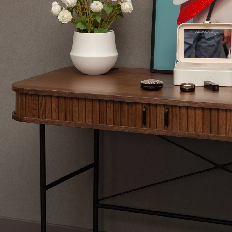 Hot Sale Office Furniture Modern Wooden Executive Office Desk Luxury Office Table Metal Legs Computer Table