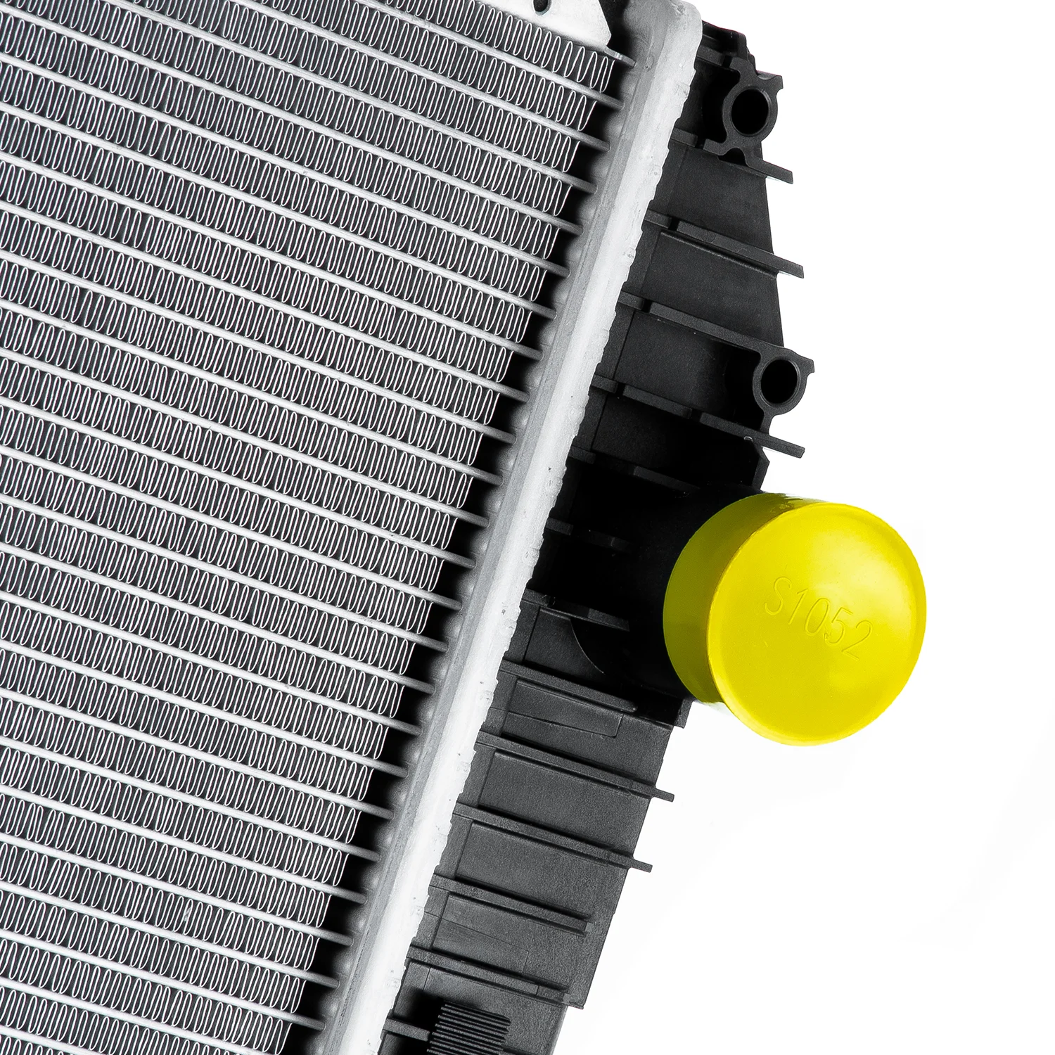 BHT74675 BHTE6362 B8066 aluminium Radiator Fit Freightliner M2 106 FS65 Models Cat Engine