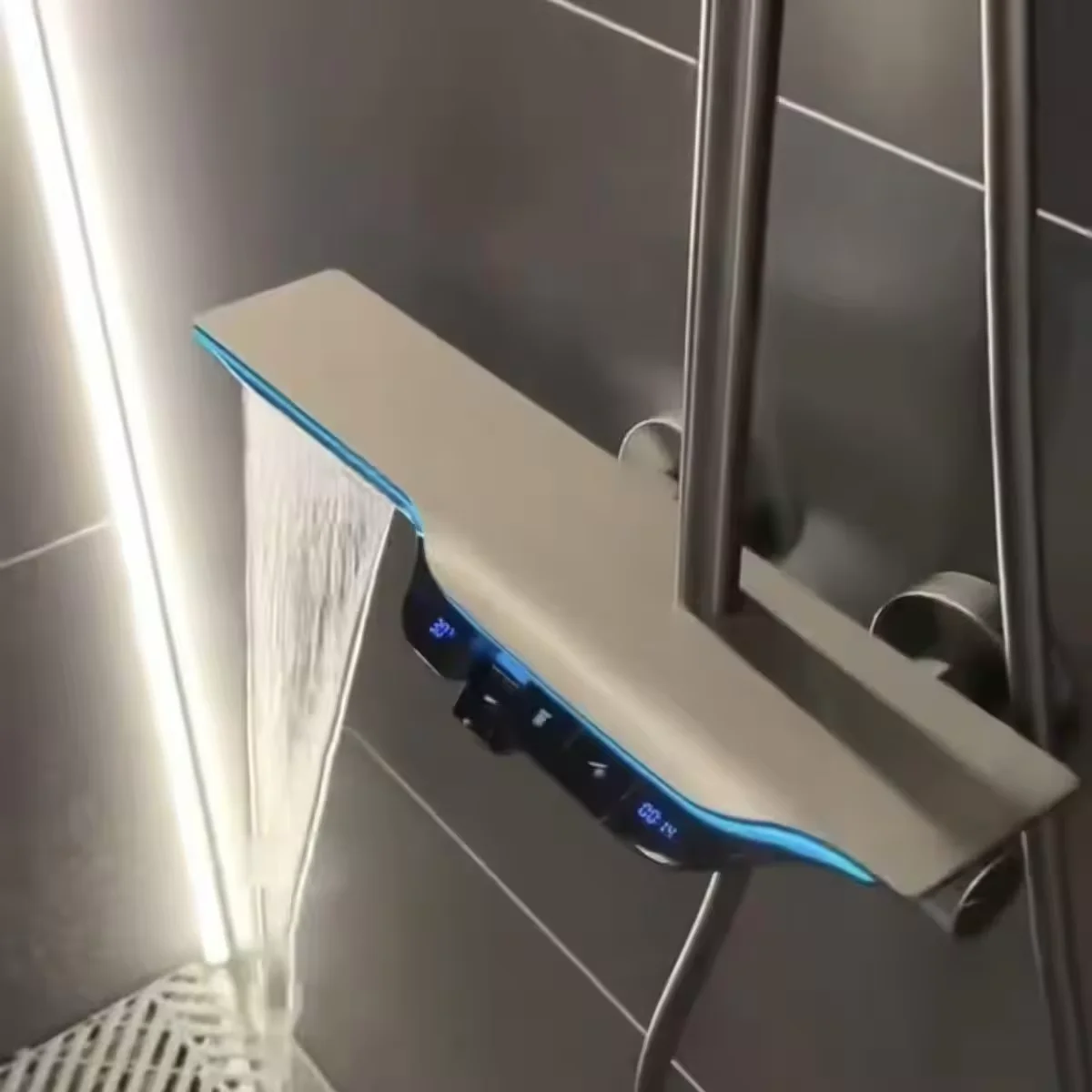 Набор для ванной с 4-мя функциями