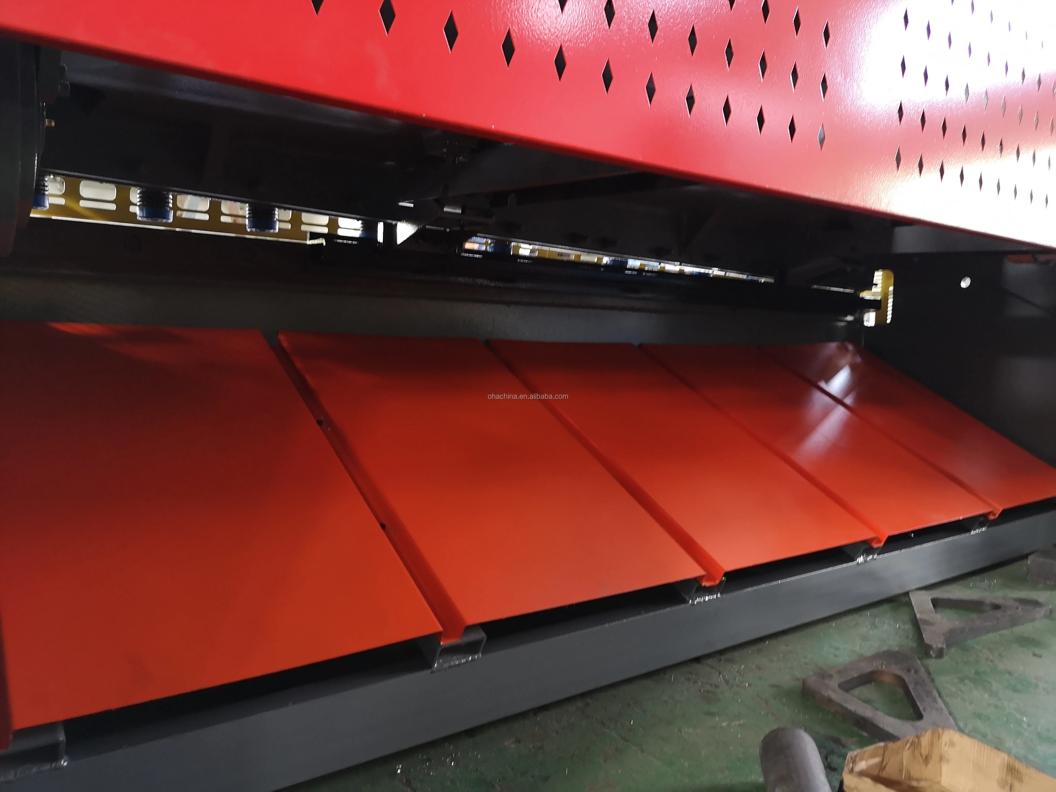 INTL OHA brand  NC Hydraulic Guillotine Shearing Machine With E21S System