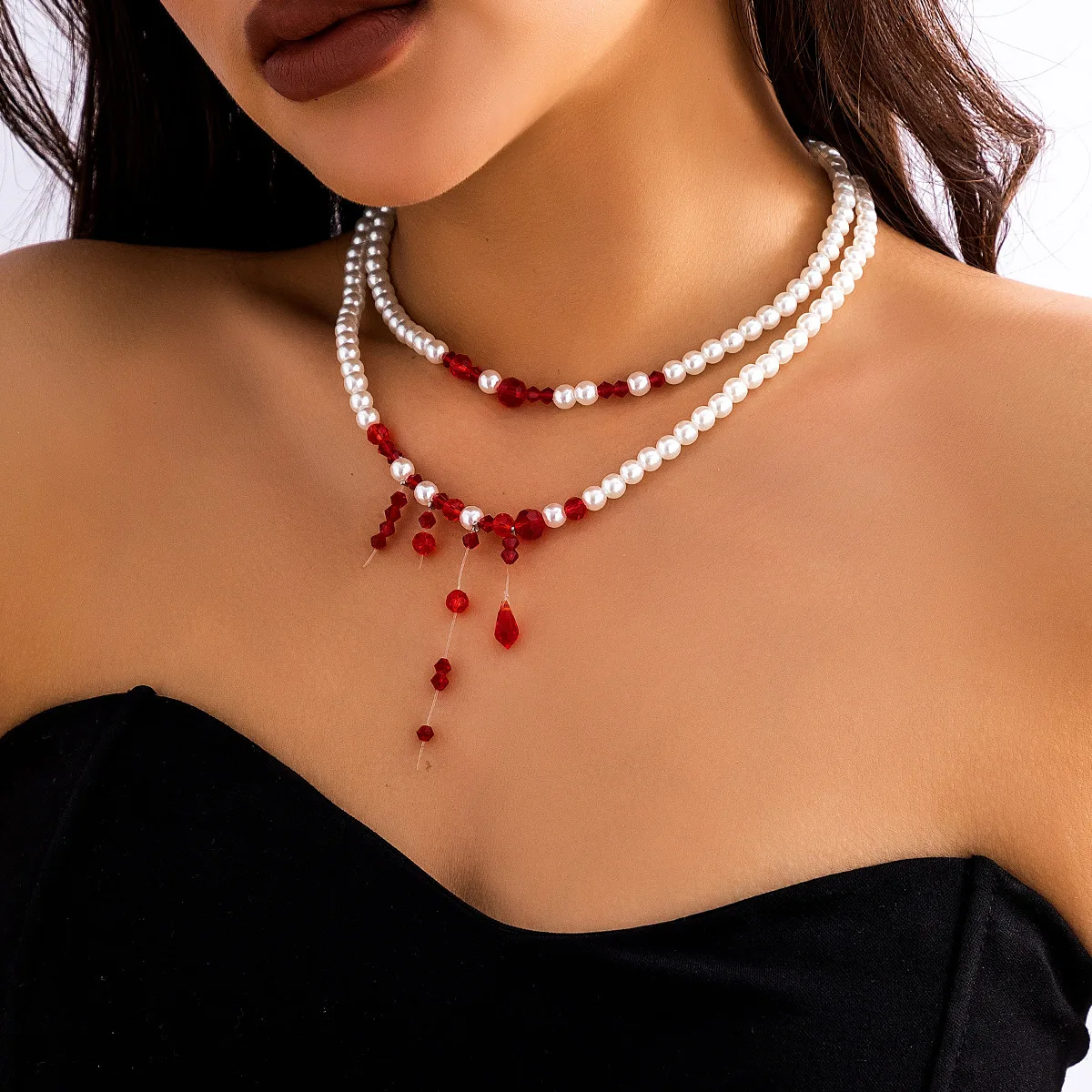 Vintage Red Blood Pattern Tassel Pendant Necklace Women Multilayer Imitation Pearl Crystal Bead Chain Gothic Style Party
