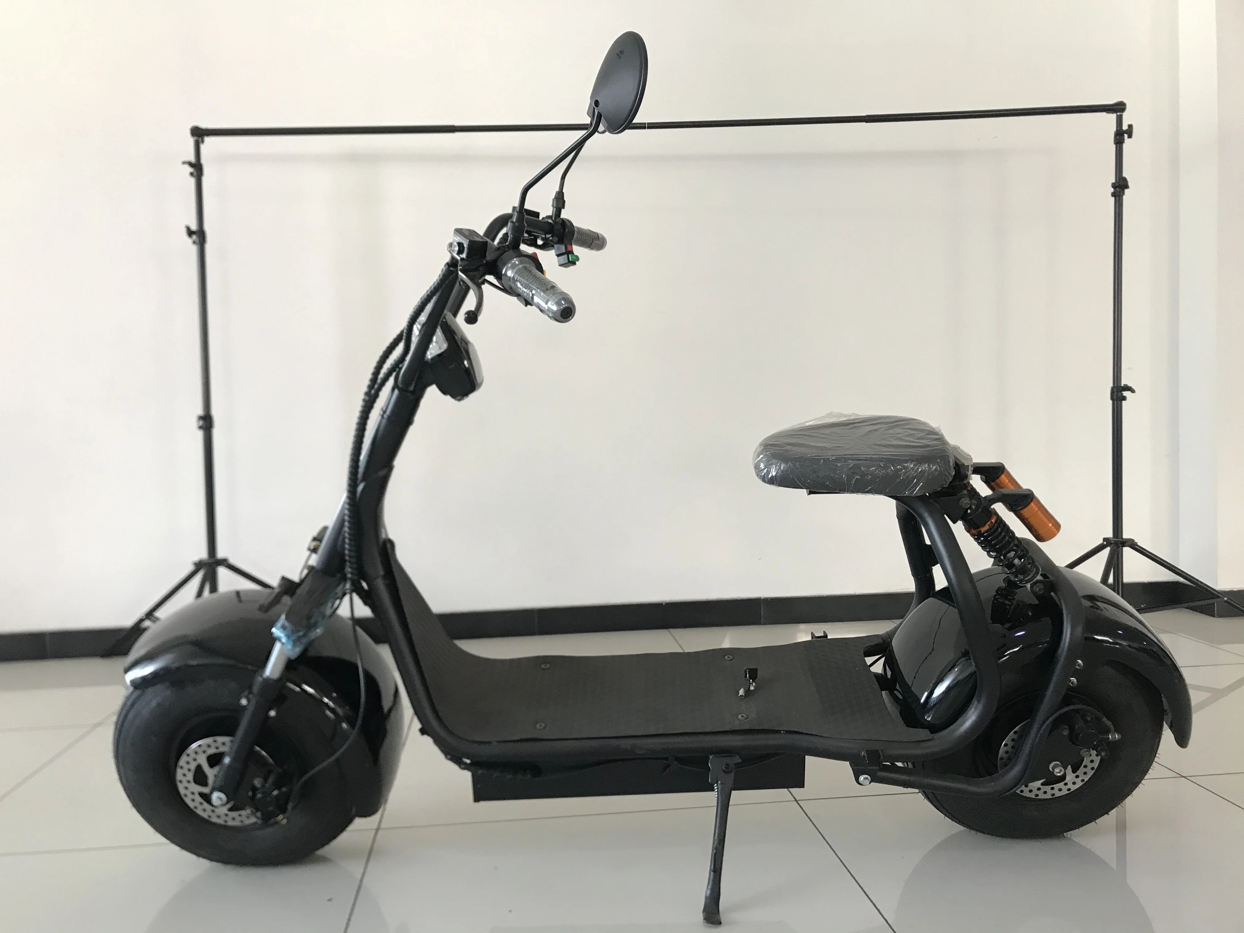 China factory Direct factory price 1000w 60v lithium battery fat tire off-road electric scooter two-wheeled citycoco