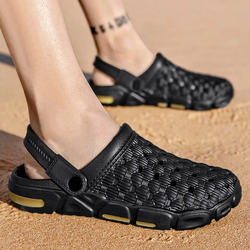 New Design Summer Anti-Slip Women Men Slippers Sandals Unisex Clogs Shoes Classic Garden EVA Clogs Shoes slippers