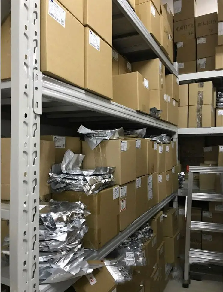 Новые и orignalc интегральная Схема Микросхема TC511000AJ-70