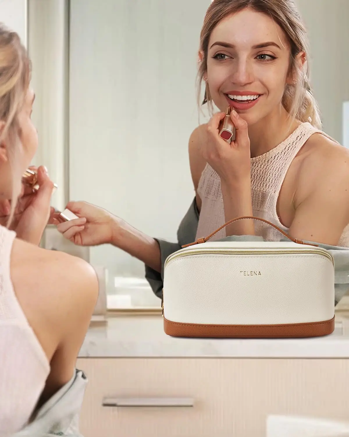 Qetesh Fashionable Portable Leather Wash Bag with Handle Flat Lying Cosmetic Bag with Divisions for Handheld Cosmetics