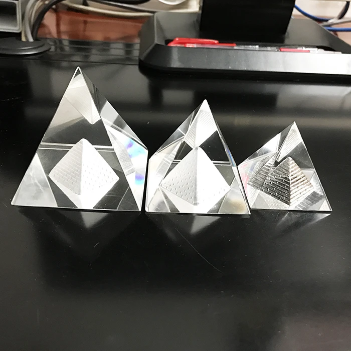 Best popular crystal cheap  egyptian pyramid desktop decoration crystal pyramid paperweight