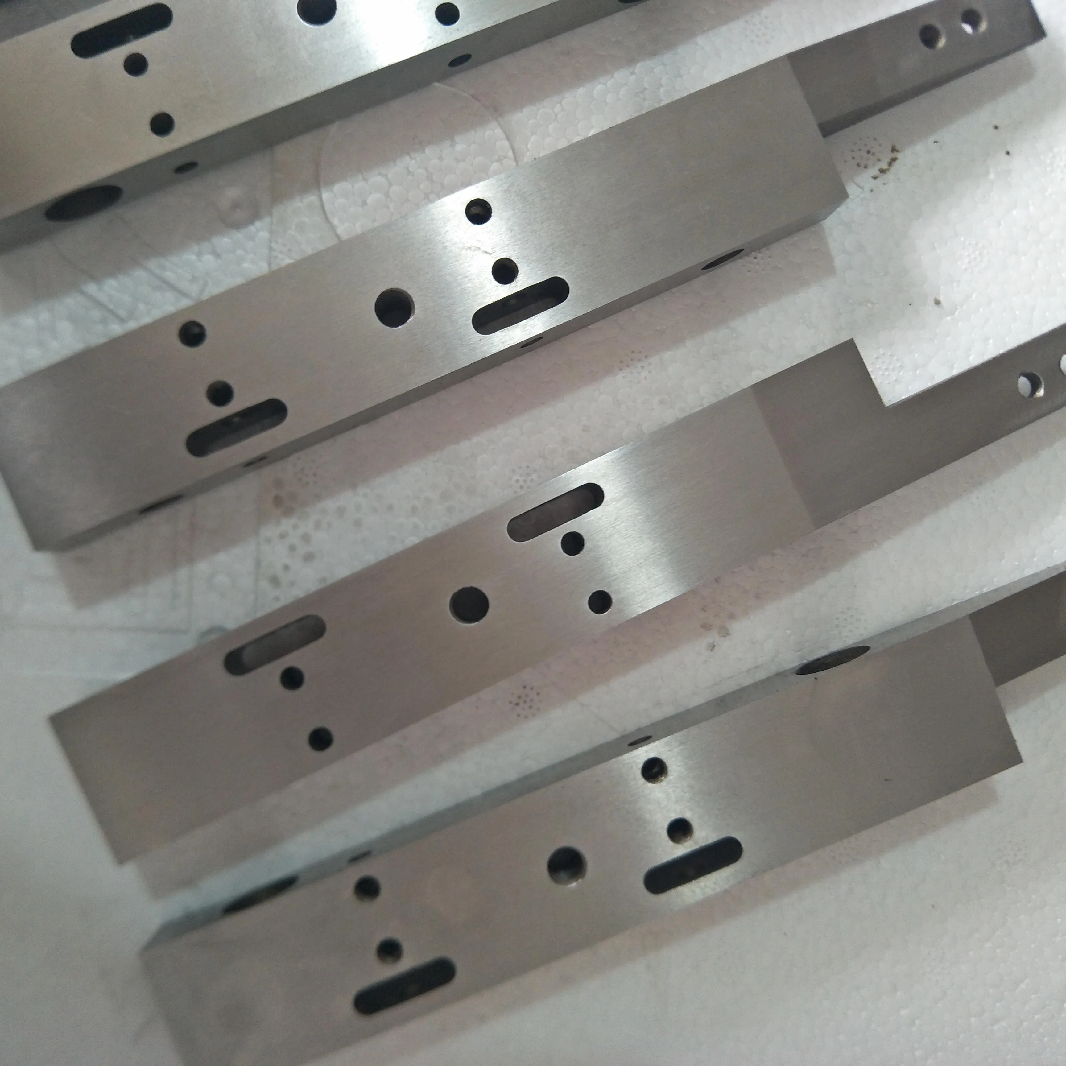 
Forever new mask machine cutting blade 