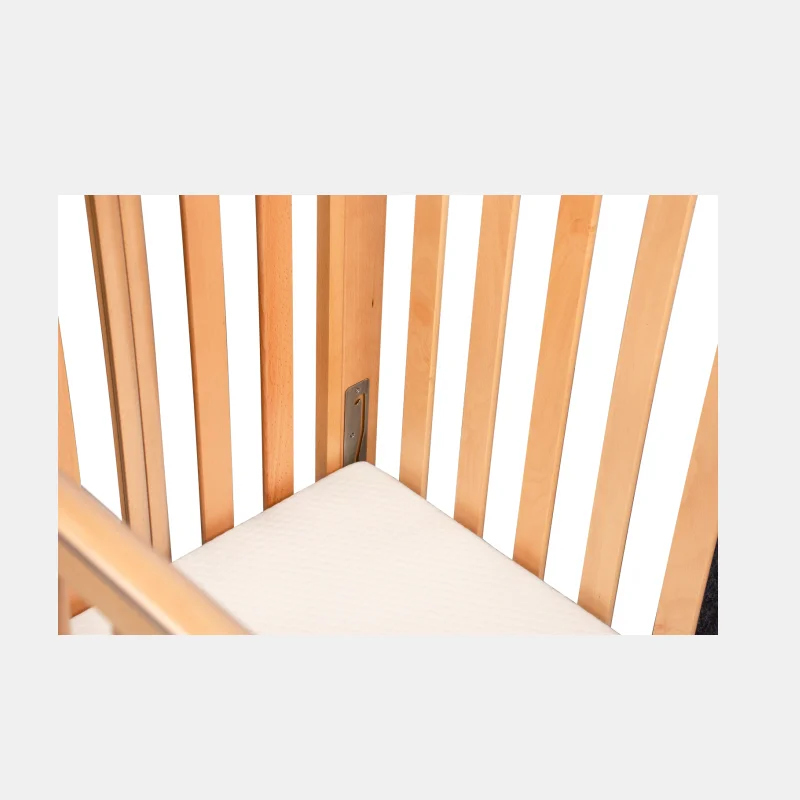 Деревянная детская кроватка Easton 4 5 звезд для использования в отеле, складная детская кроватка с матрасом, сертификат качества