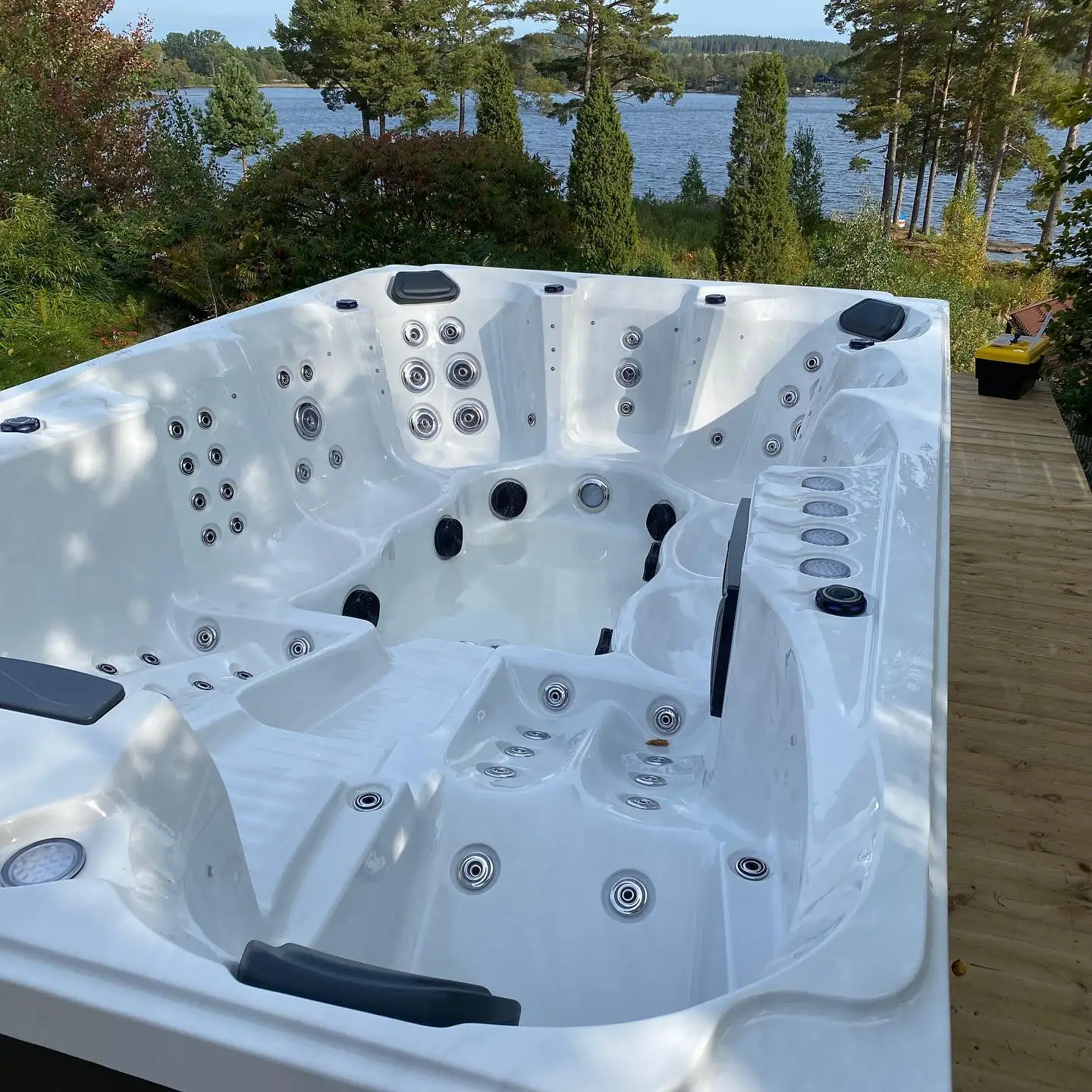 New product explosion outdoor hot tub spa for 9 persons party spa air jets massage whirlpool for home