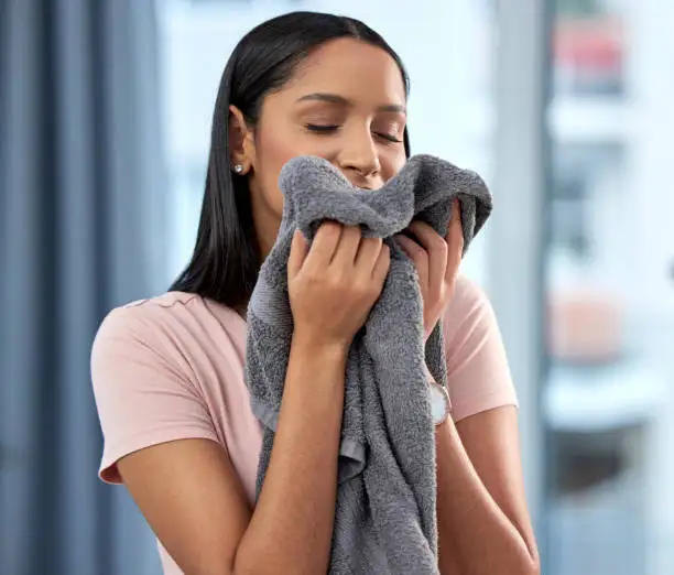 Ready Stock LX 25 Liter Pink Softener Natural Liquid Detergent for Laundry with Miscellaneous Flowers Flavor Bottle Package